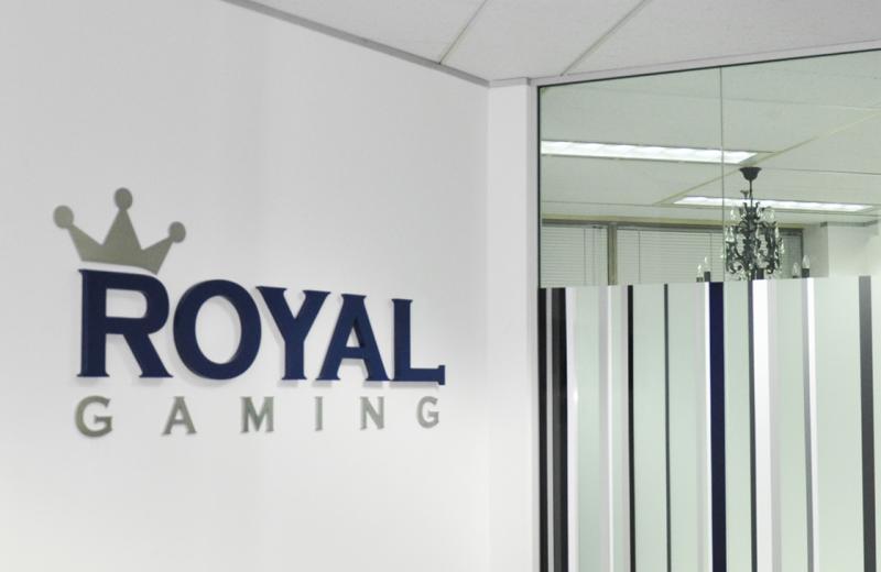 royal-gaming-sign-inside-office-installed