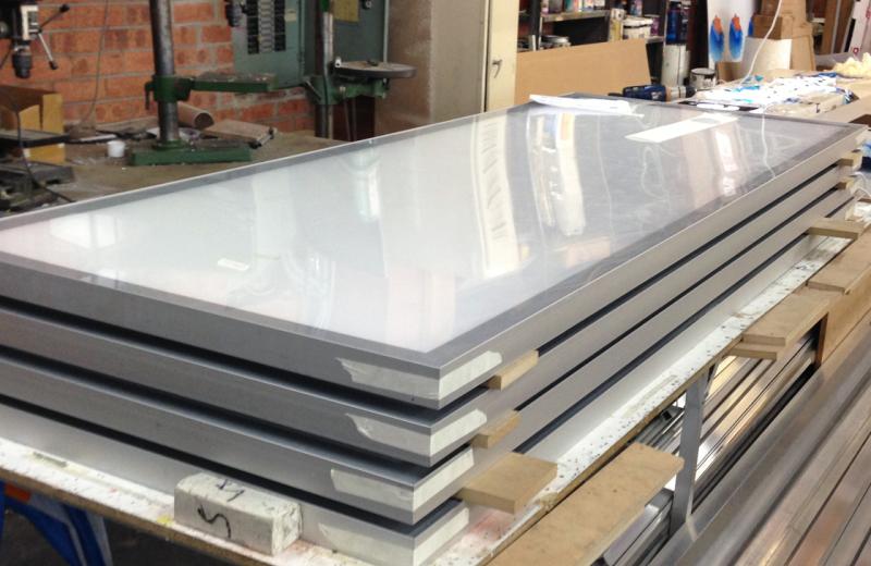 4-slim-light-boxes-being-manufactured