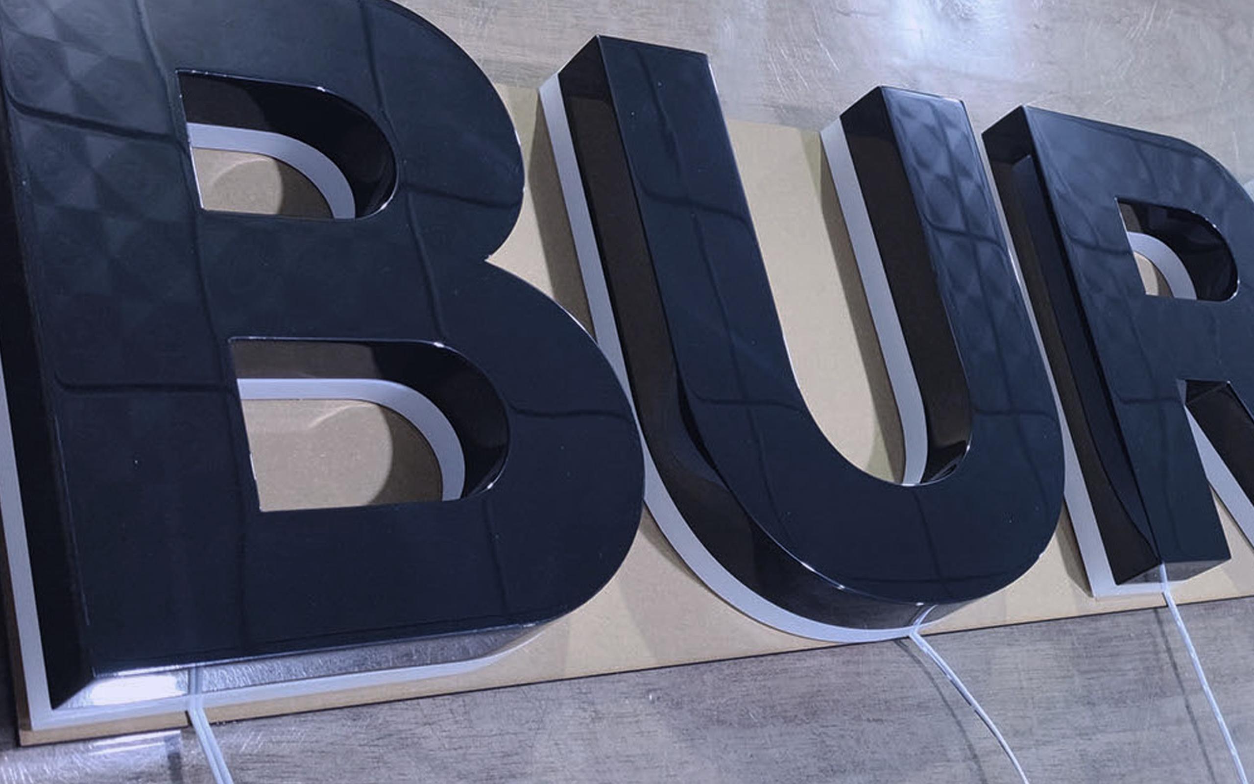 Burberry-gun-metal-3d-sign-letters