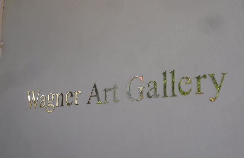 brass-lettering-mirror-polished-art-gallery