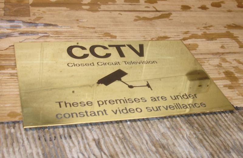 brass-mirror-polished-engraved-plaque-sign