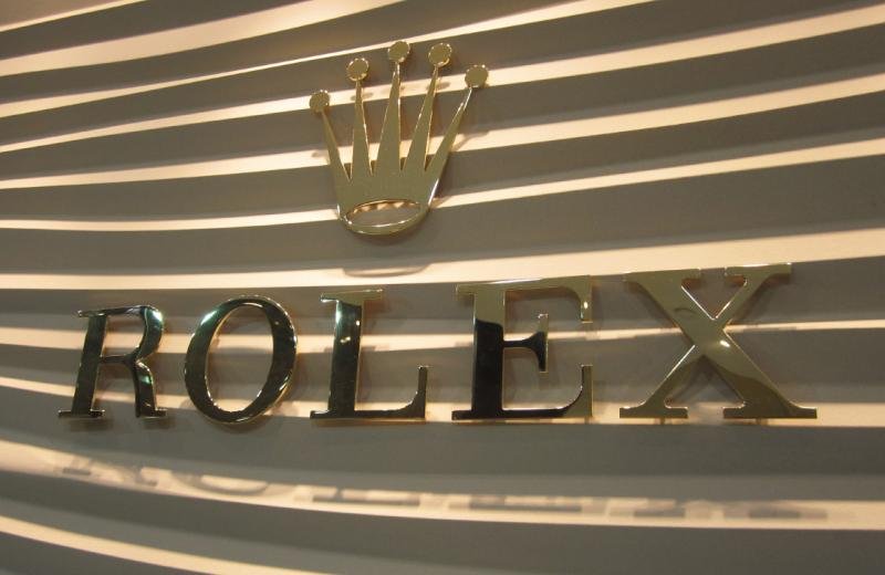 brass-mirror-polished-sign-mounted