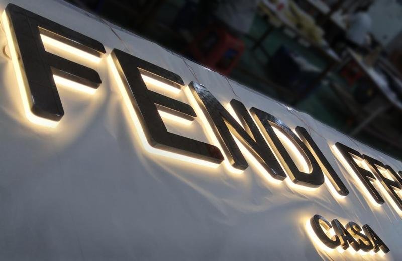 fendi-letters-illuminated-back-lighting