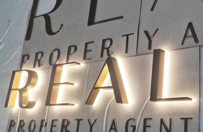 real-logo-back-lit-illumination
