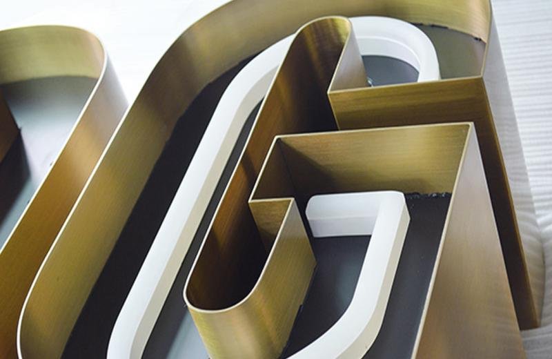 really-thick-brass-fabricated-signage-bruches-finish