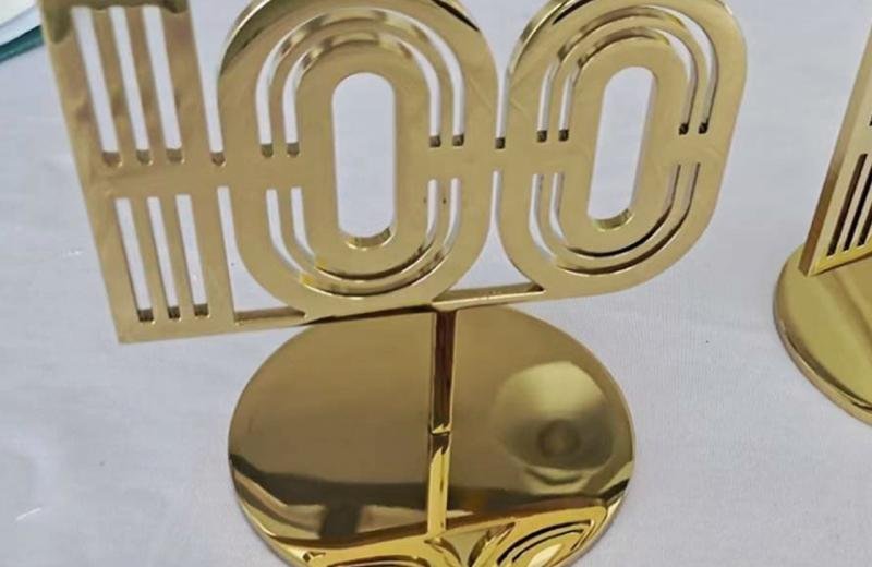solid-brass-mirror-polished-very-intricate-sign-free-standing