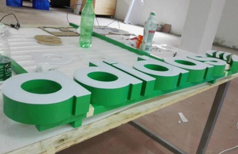 adidas-green-signage
