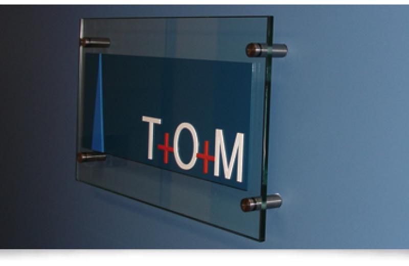 glass_signs_image_10