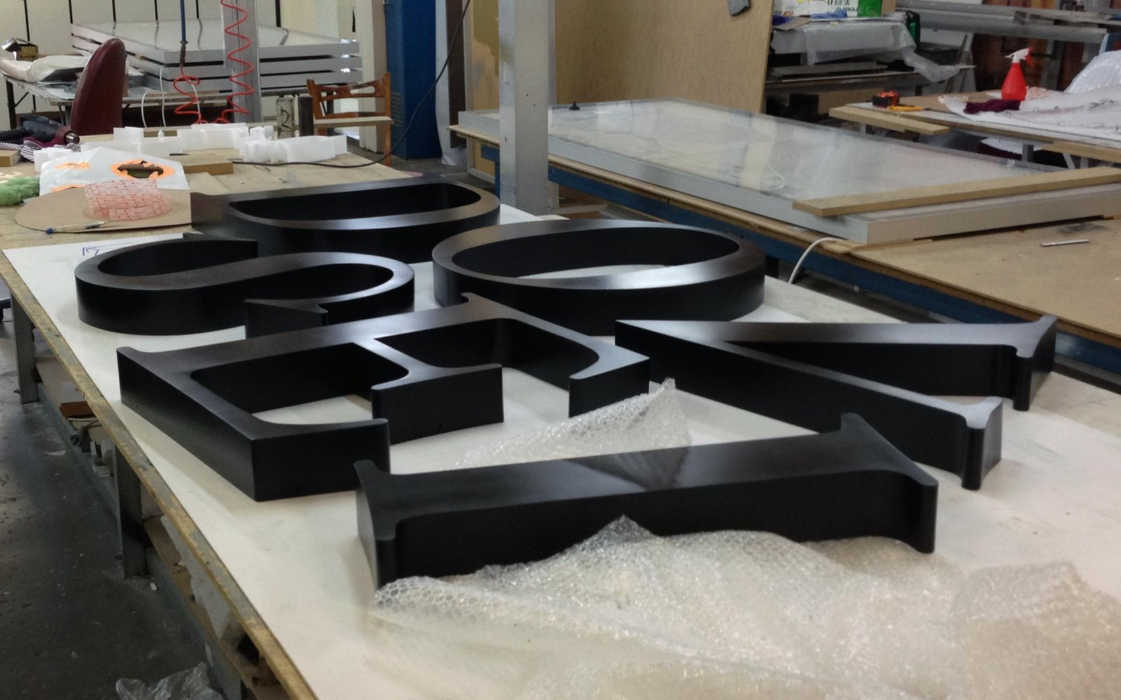 3d-letters-being-made