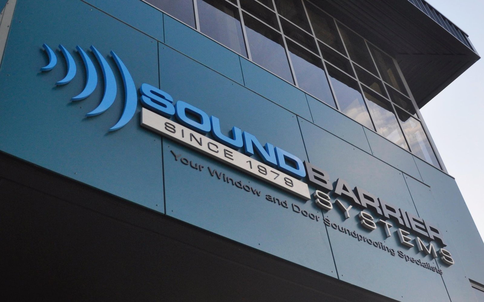 sound-barrier-outdoor-non-illuminated-signage